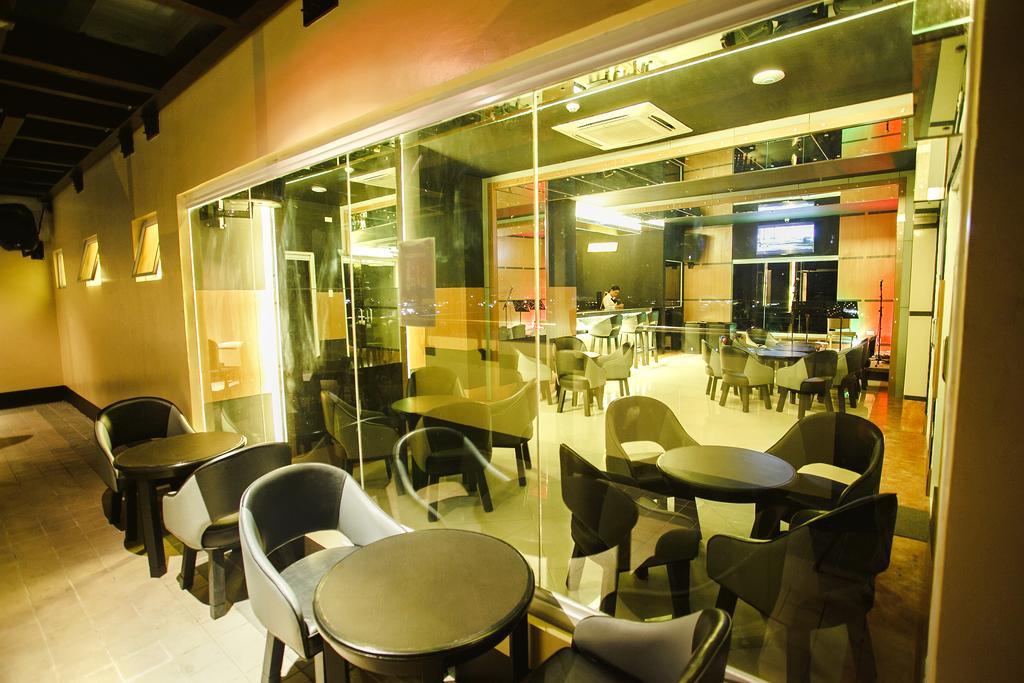 Big 8 Corporate Hotel Tagum Exterior foto